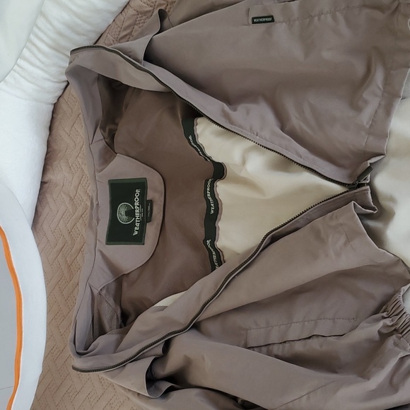 Rain jacket - Picture 5 of 6